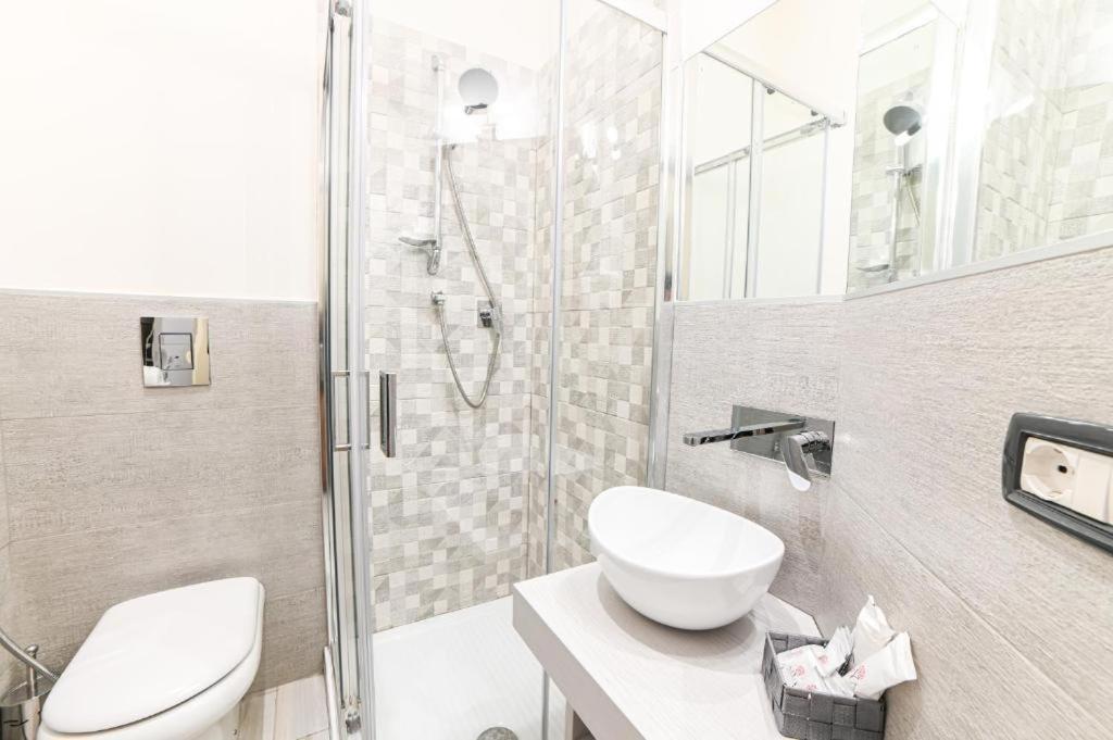 Residenza Suarez Bed & Breakfast Napoli Dış mekan fotoğraf