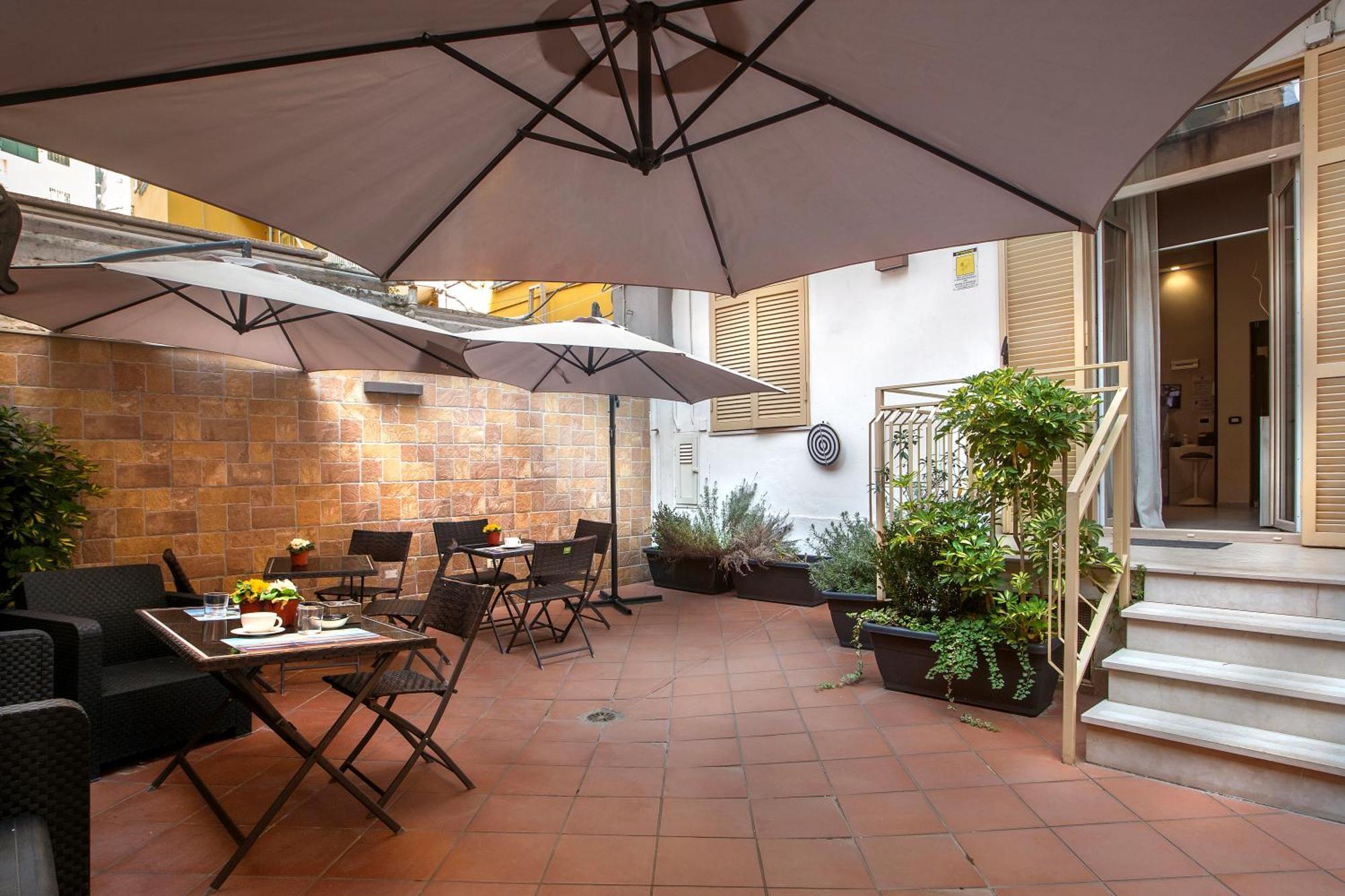 Residenza Suarez Bed & Breakfast Napoli Dış mekan fotoğraf