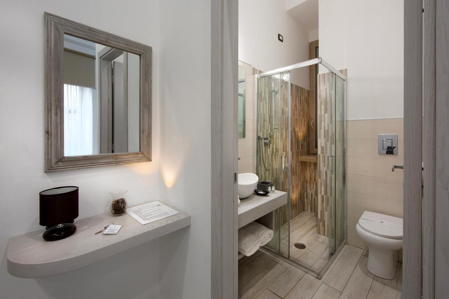 Residenza Suarez Bed & Breakfast Napoli Dış mekan fotoğraf