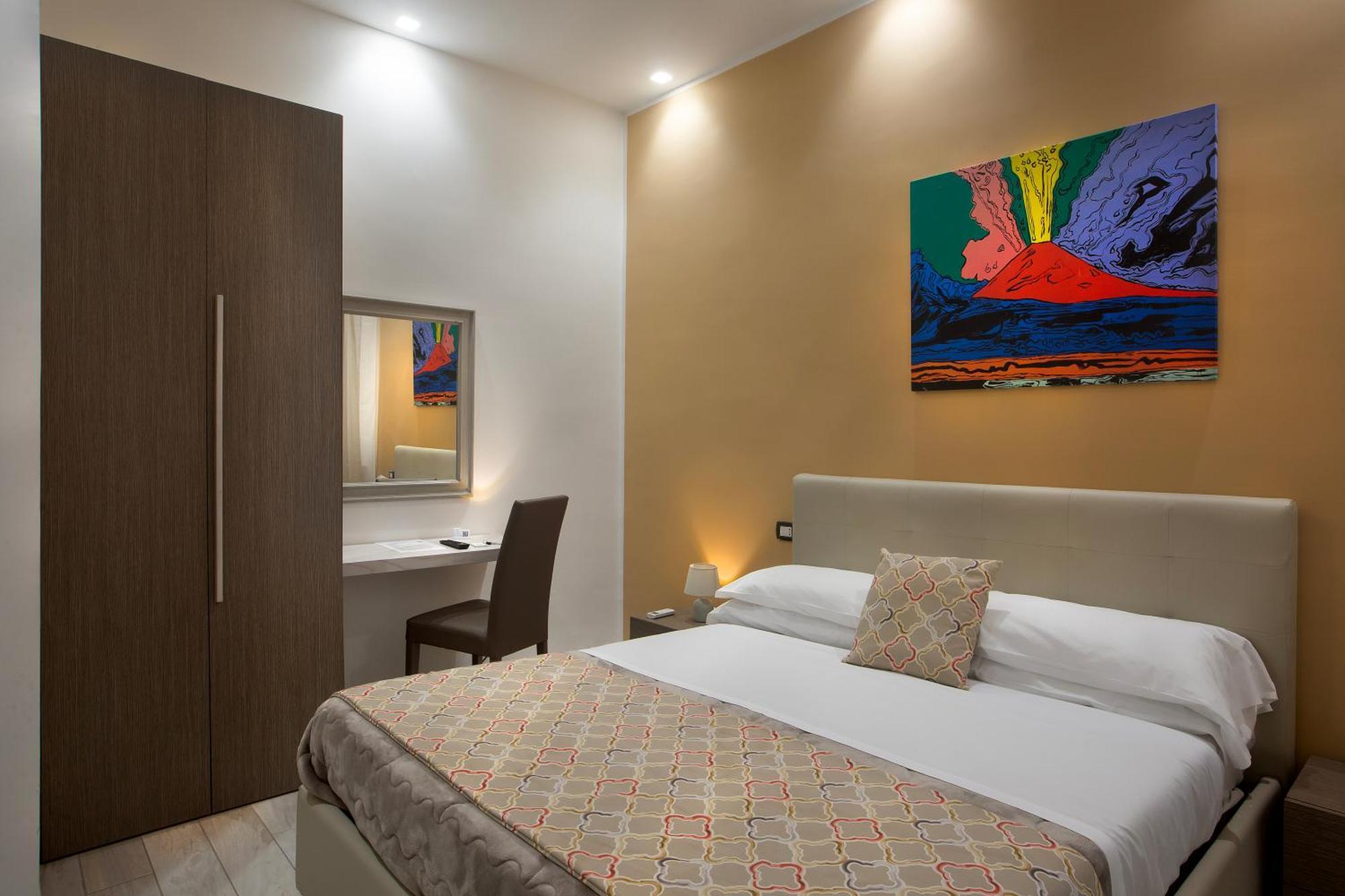 Residenza Suarez Bed & Breakfast Napoli Dış mekan fotoğraf